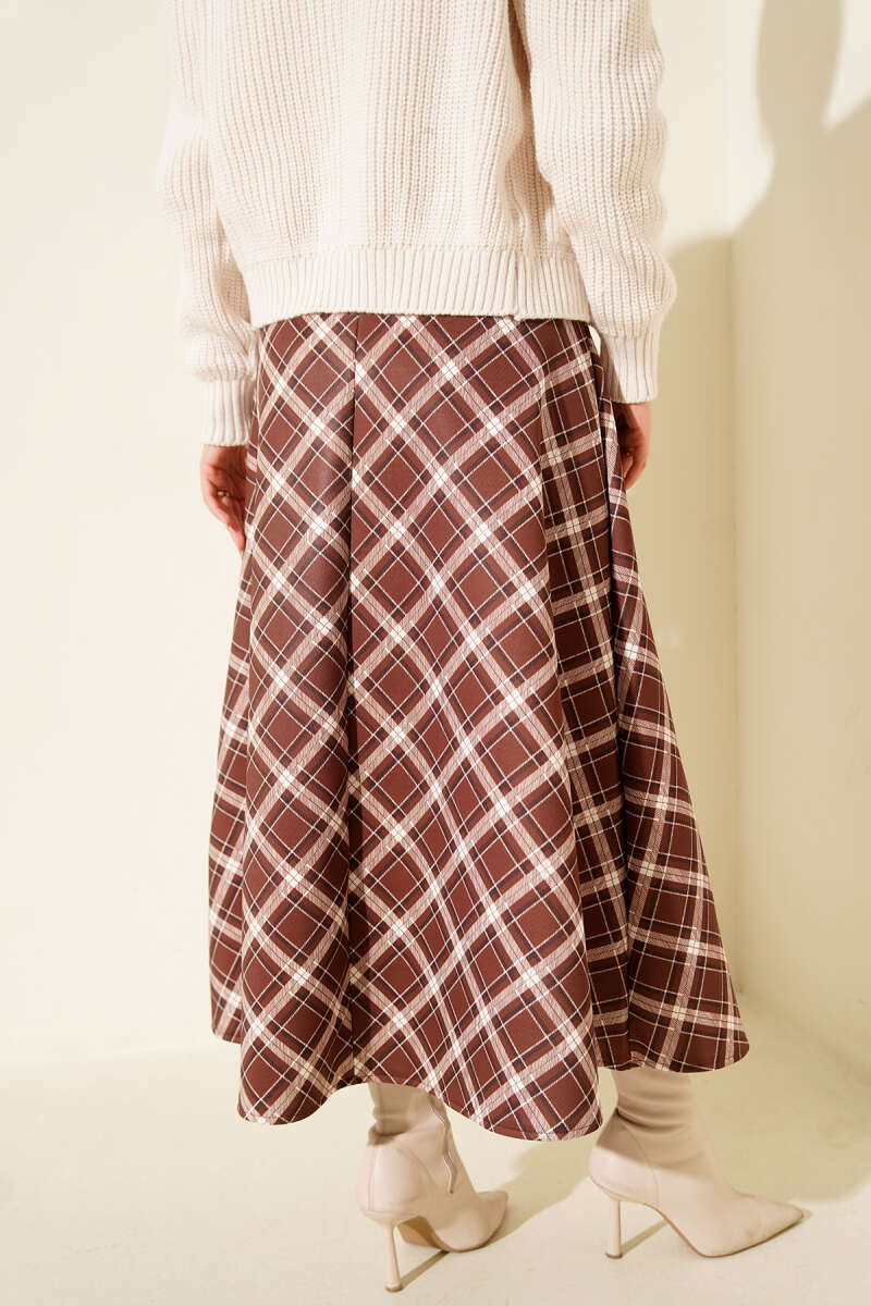 Plaid Scuba Skirt with Elastic Waist - Brown