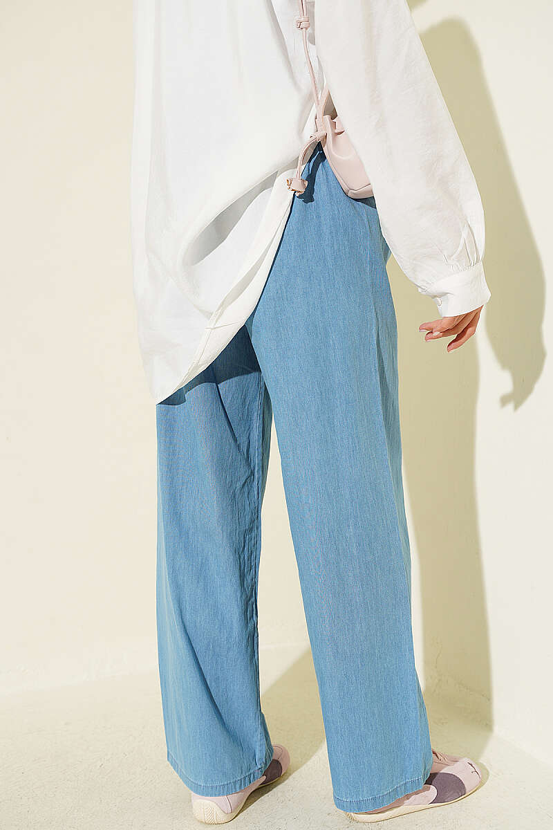 Wide-Leg Jeans with Elastic Waist - Denim Blue