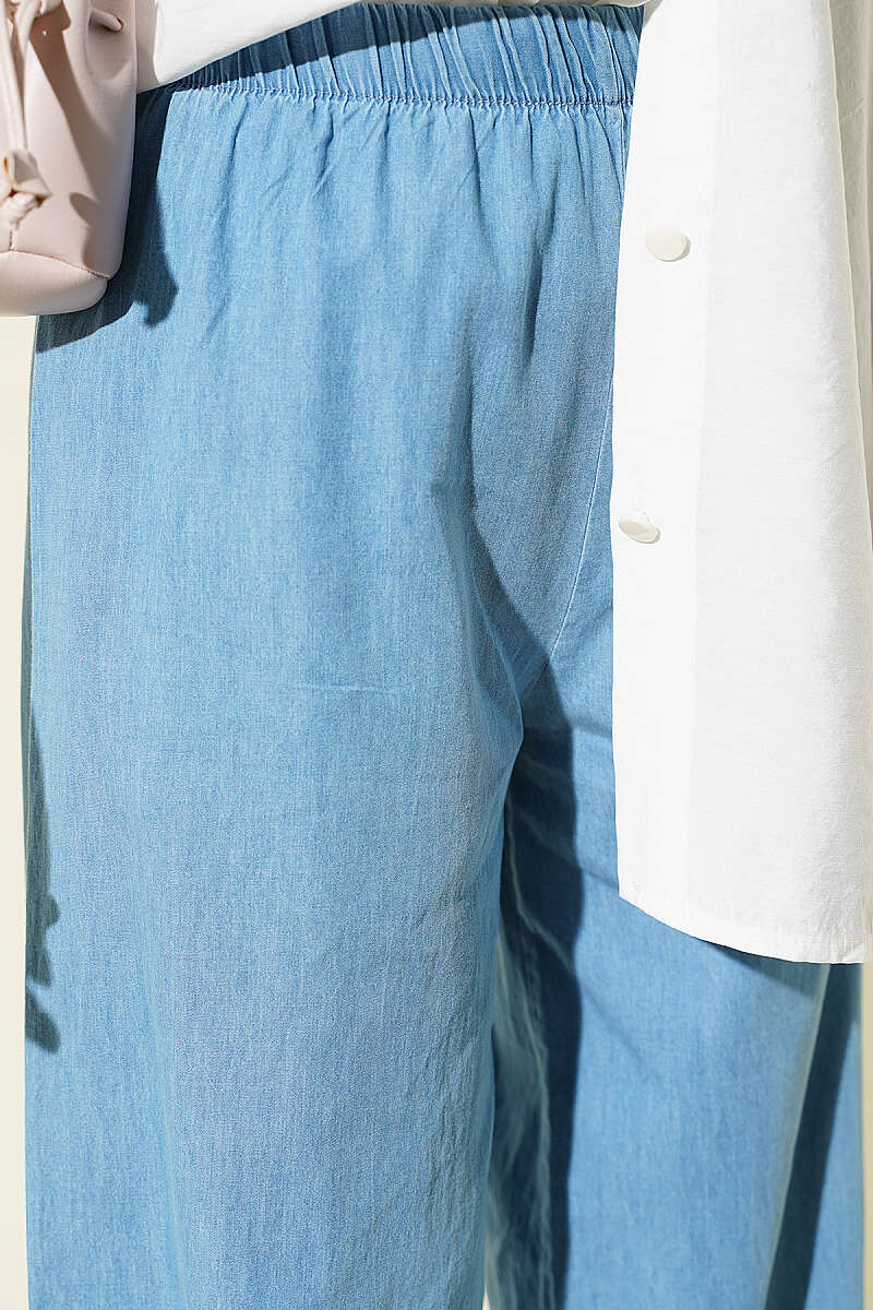 Wide-Leg Jeans with Elastic Waist - Denim Blue