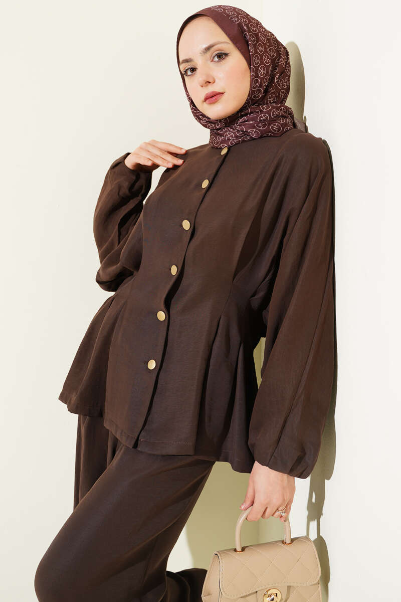 Gold-Button Set with Elastic Waist - Brown