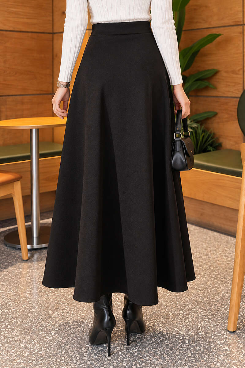 Flared Scuba Skirt - Black