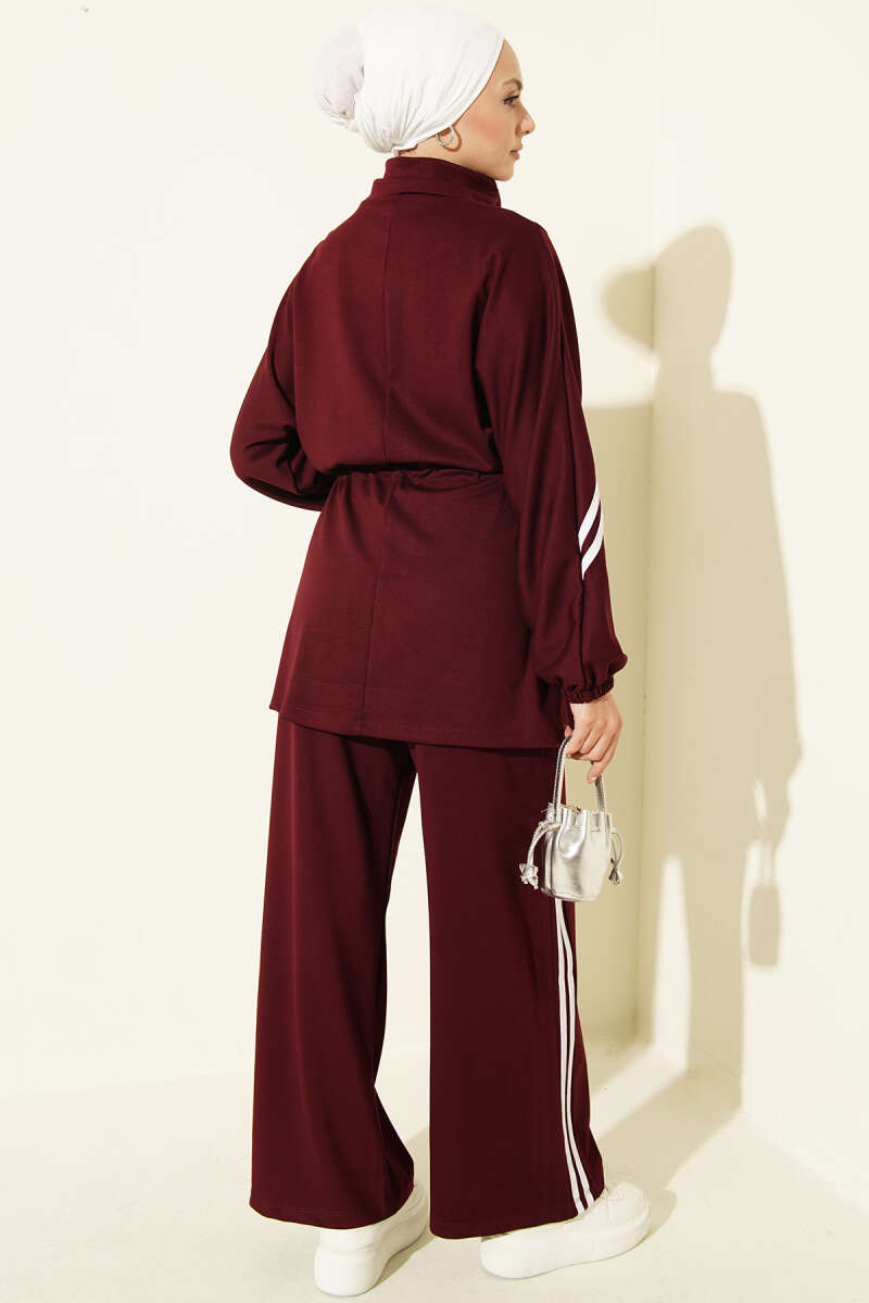 Two-Piece Set with Stripe Trim and Elastic Waist - Burgundy