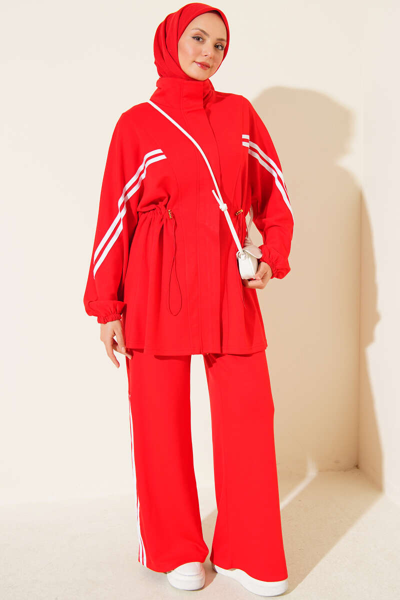 Two-Piece Set with Stripe Trim and Elastic Waist - Red