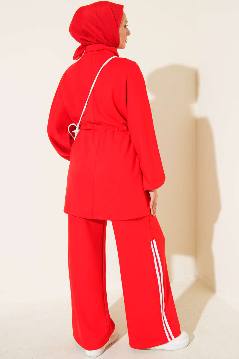 Two-Piece Set with Stripe Trim and Elastic Waist - Red