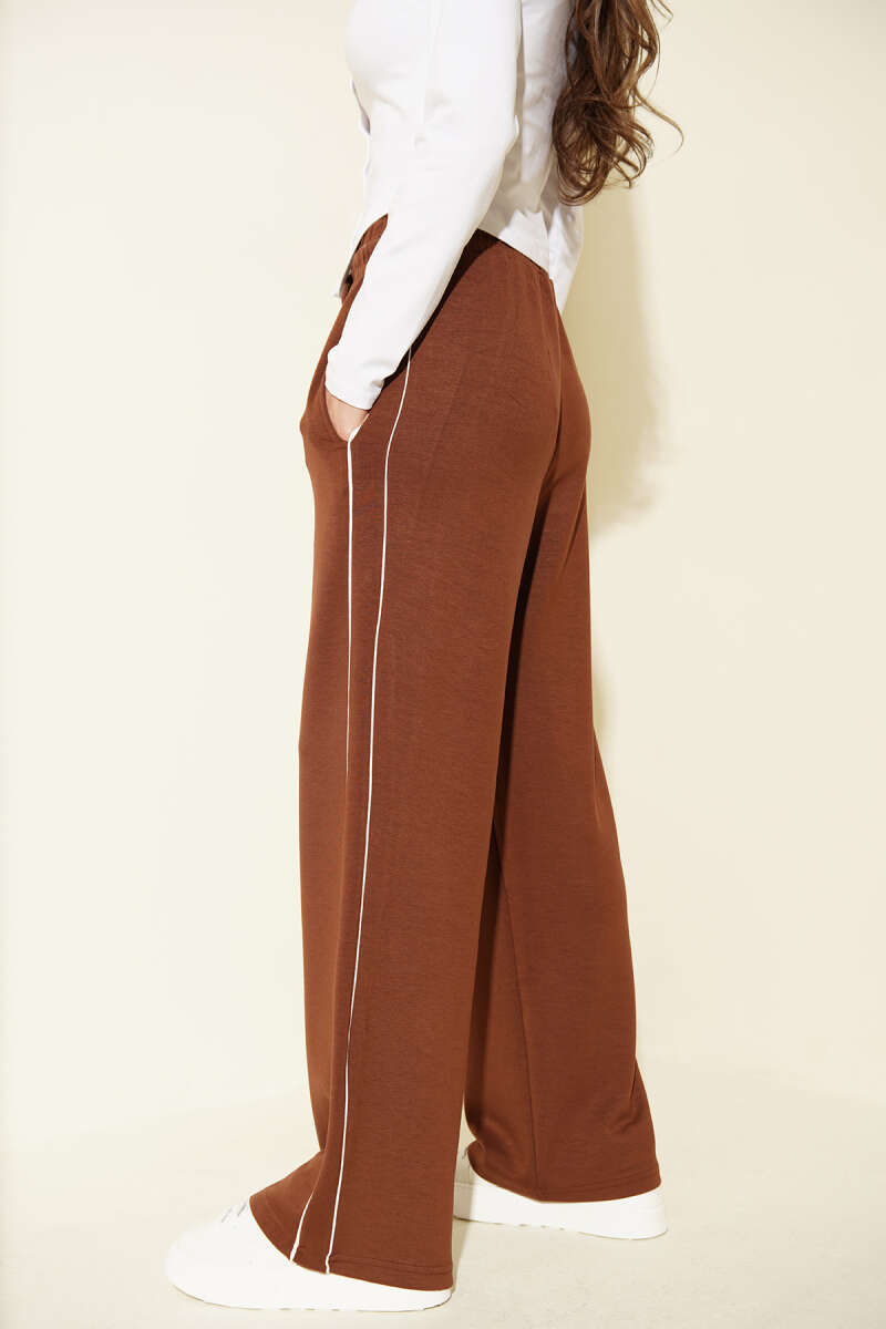 Elastic-Waist Loycha Pants with Side Piping - Brown