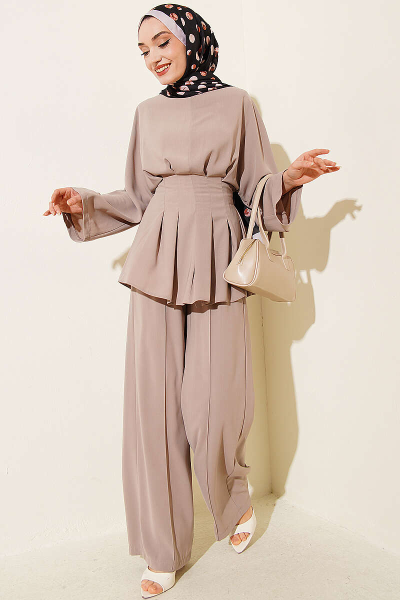 Set with Waist Darts and Self Belt - Beige