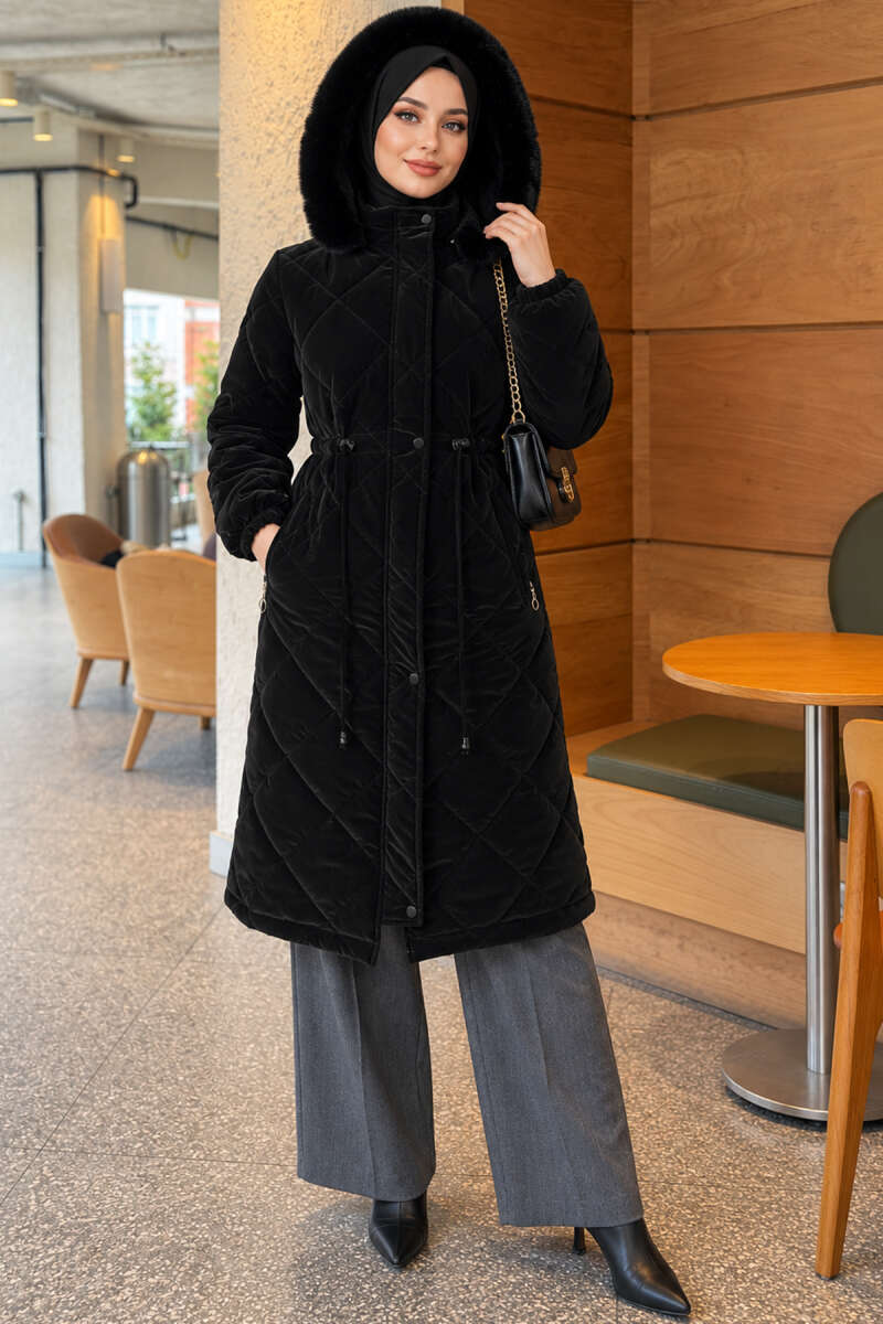 Quilted Puffer Coat with Faux Fur and Drawstring Waist - Black