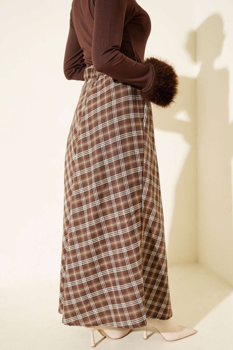Basic Plaid Skirt with Elastic Waist - Brown