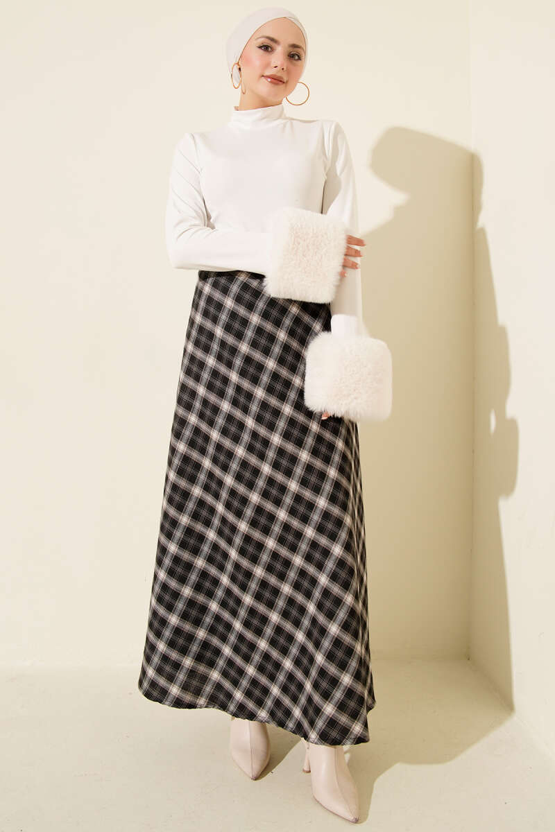 Basic Plaid Skirt with Elastic Waist - Black