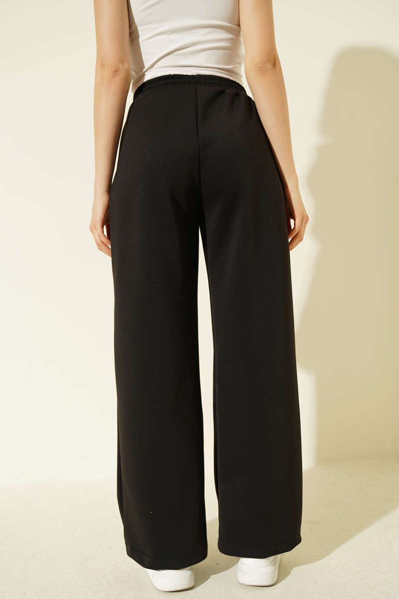Elastic-Waist Loycha Pants - Black
