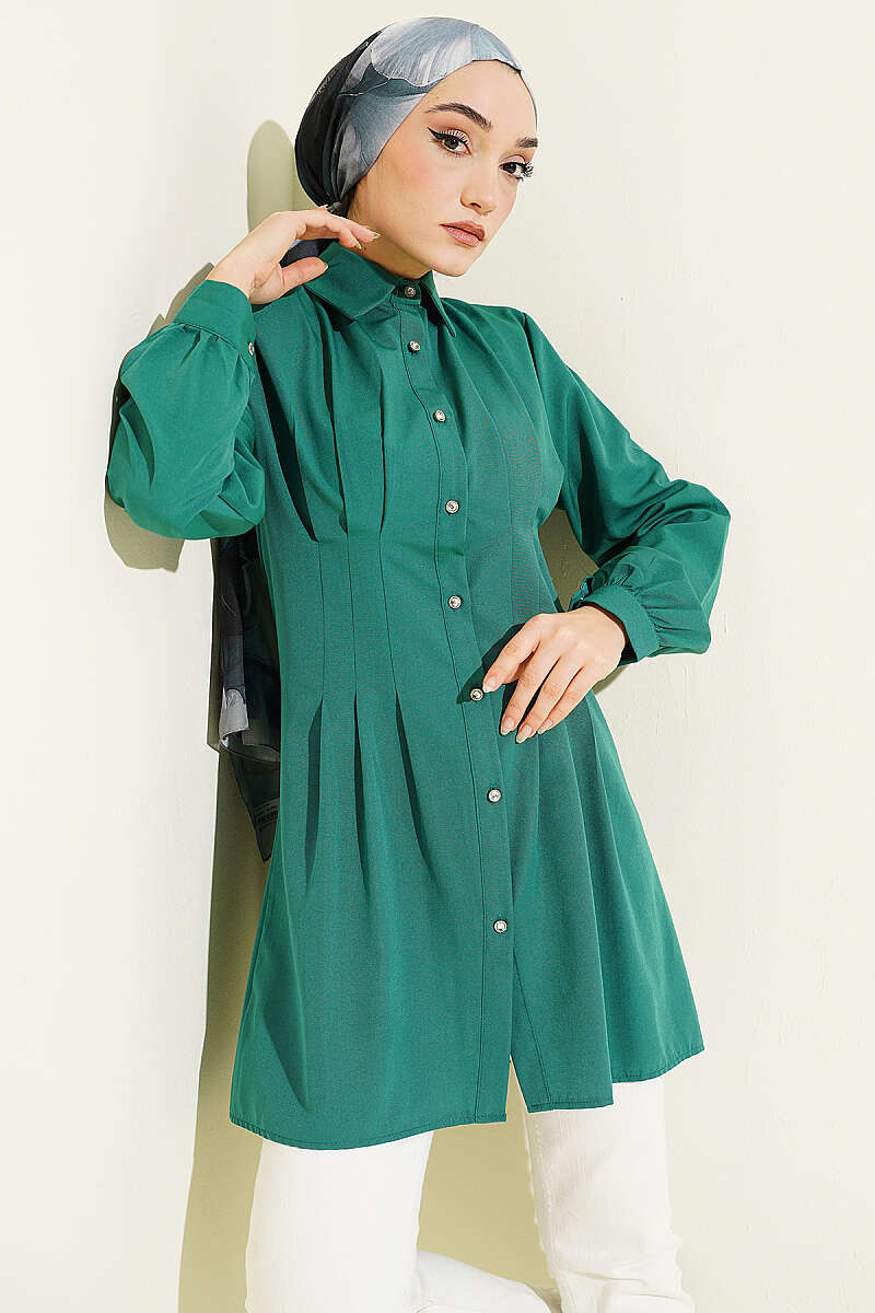 Dart Shirt with Stone Buttons - Emerald