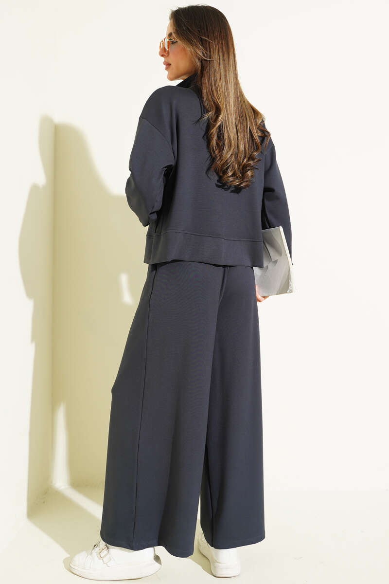 Loose Loycha Two-Piece Set with Cuffs and Pockets - Smoke Grey