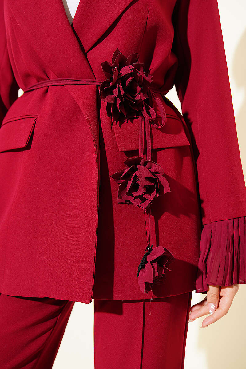 Blazer Set with Flower Brooch and Pleated Cuffs - Burgundy
