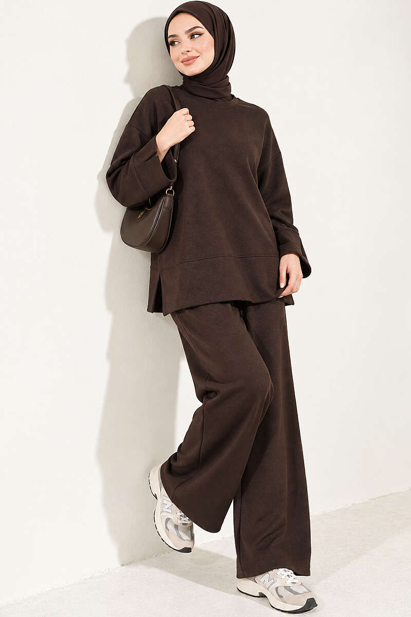 Loycha Two-Piece Set with Cuff Slits - Brown