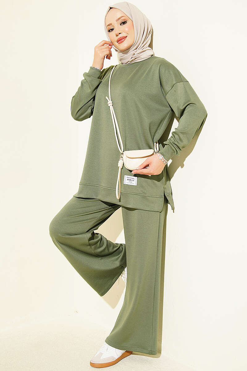 Crew-Neck Two-Piece Set with Emblem - Khaki