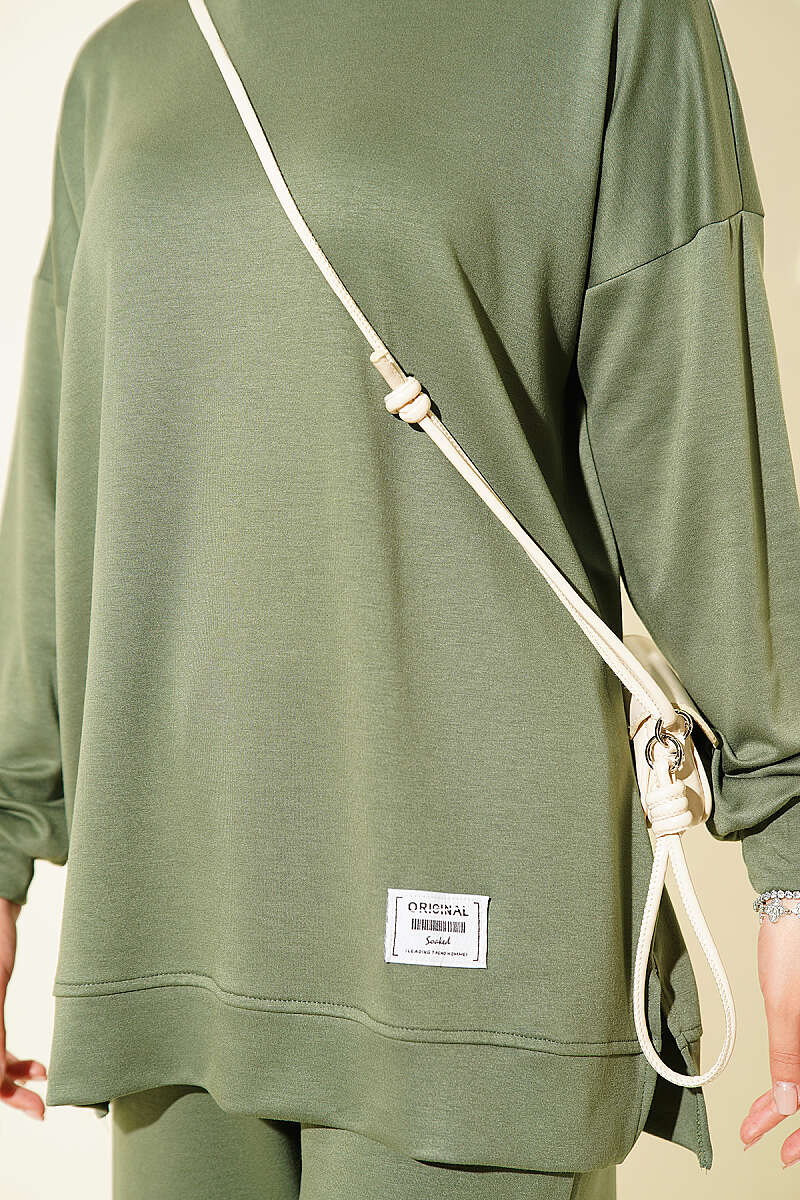 Crew-Neck Two-Piece Set with Emblem - Khaki