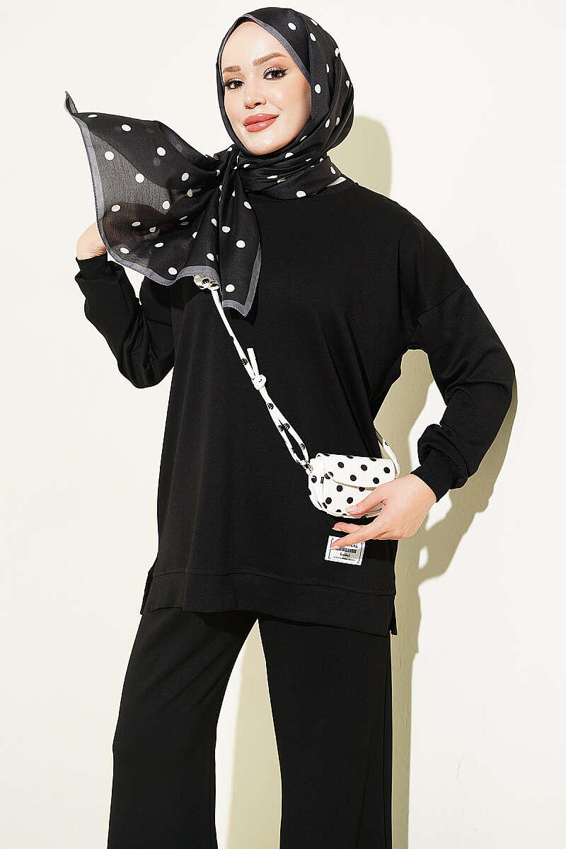 Crew-Neck Two-Piece Set with Emblem - Black