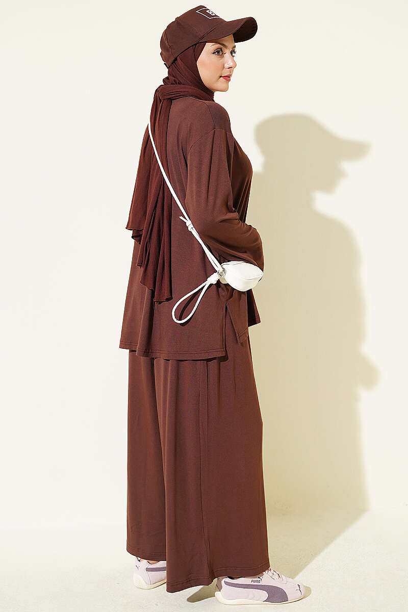 Basic Crew-Neck Two-Piece Set - Brown