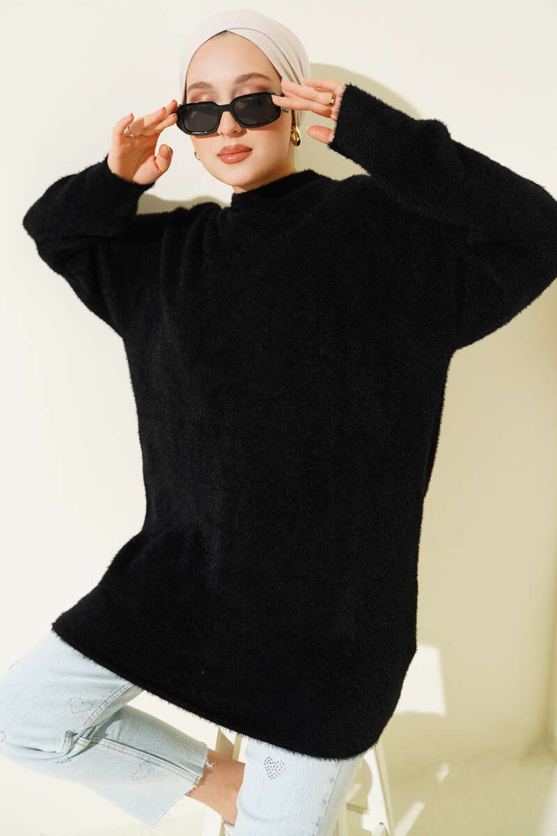 Brushed Crew-Neck Sweater - Black