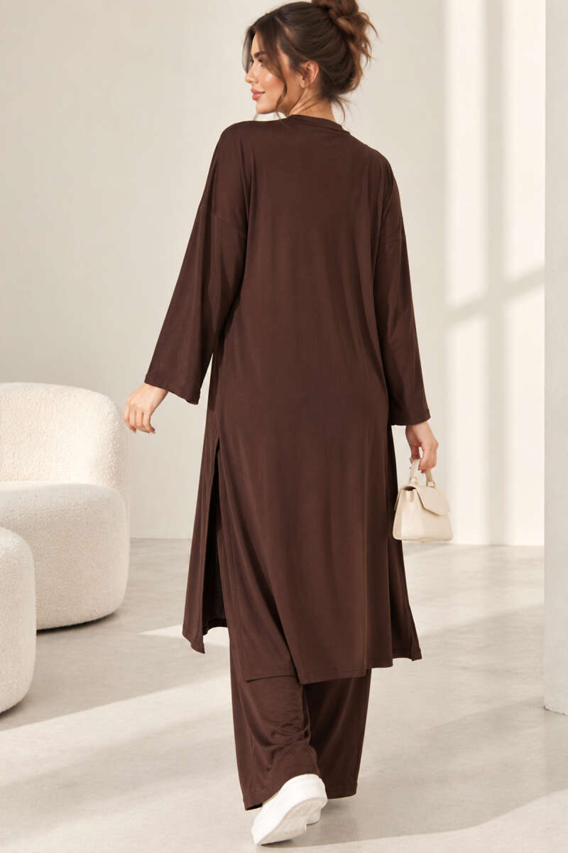 Crew-Neck Three-Piece Set - Brown