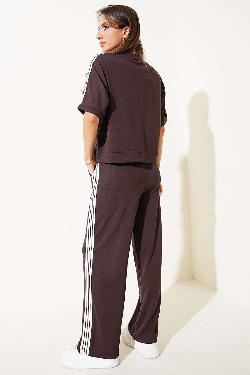 Crew-Neck Two-Piece Set with Side Stripes - Brown