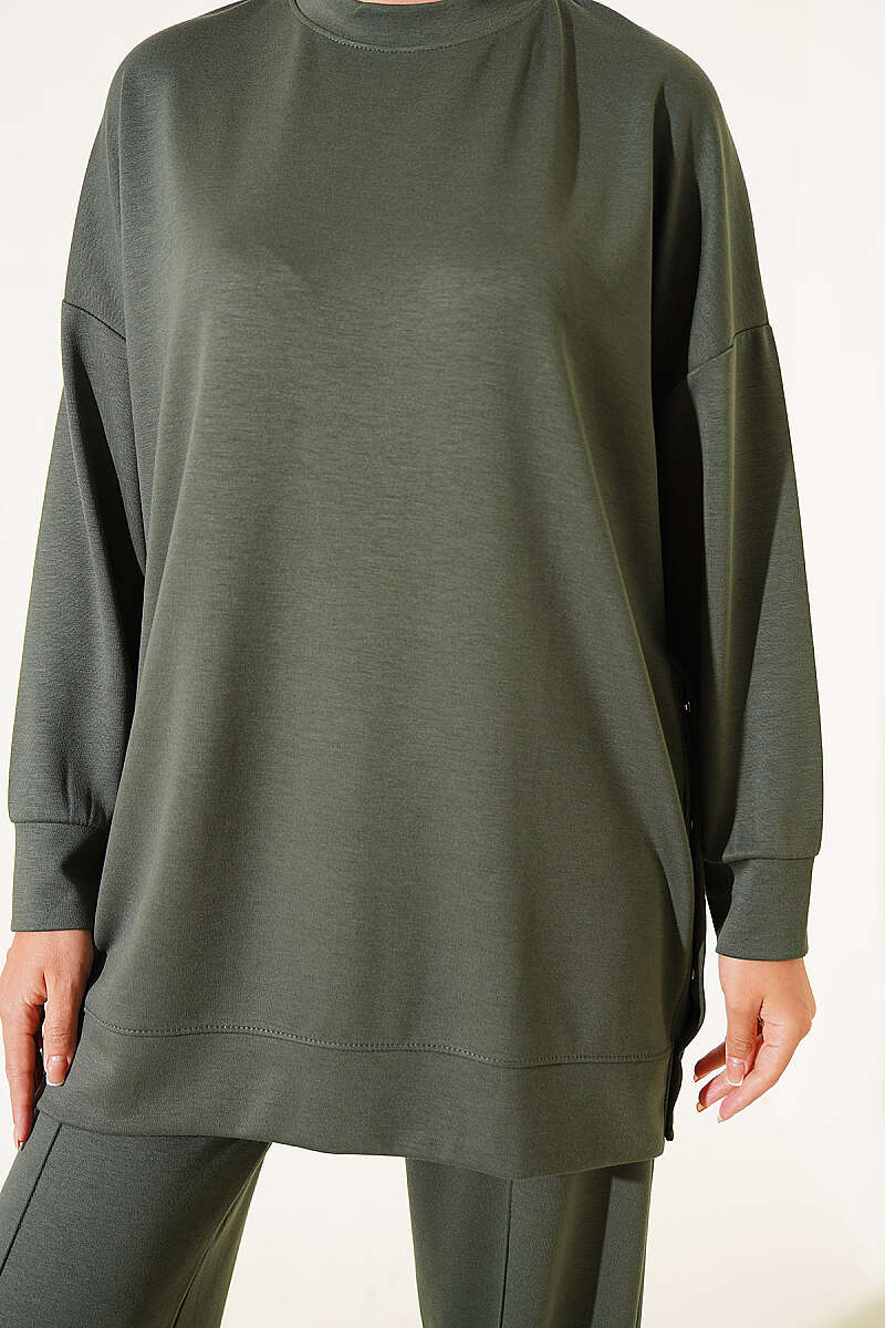 Crew-Neck Two-Piece Set with Side Metal Buttons - Khaki