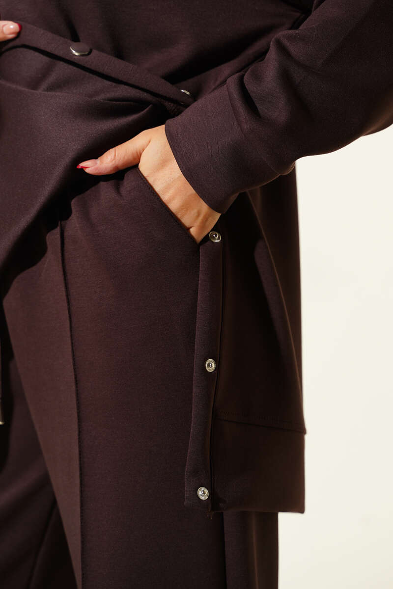 Crew-Neck Two-Piece Set with Side Metal Buttons - Brown