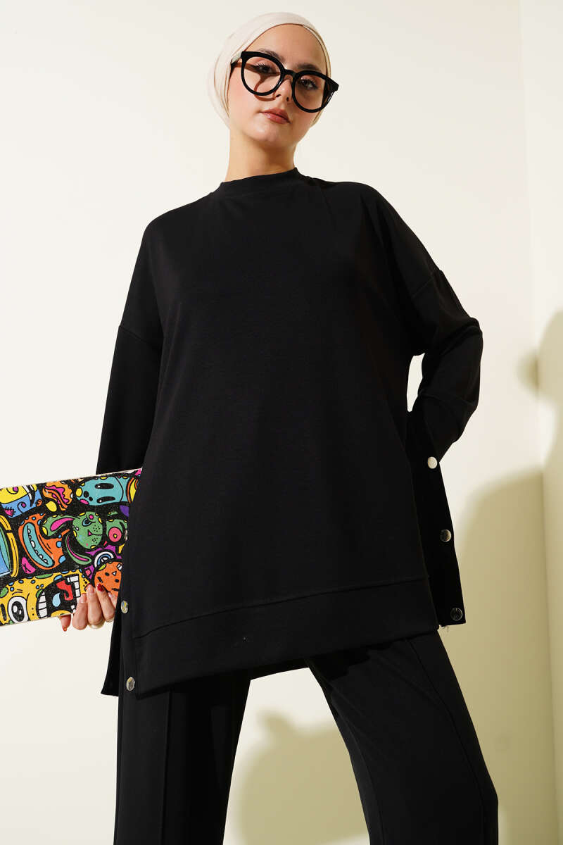 Crew-Neck Two-Piece Set with Side Metal Buttons - Black