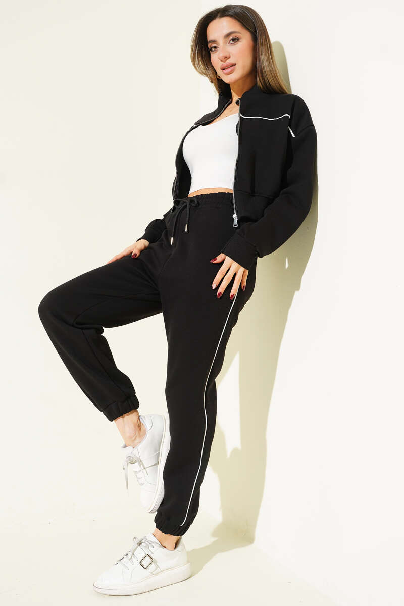 Three-Thread Cardigan Set with Piping - Black