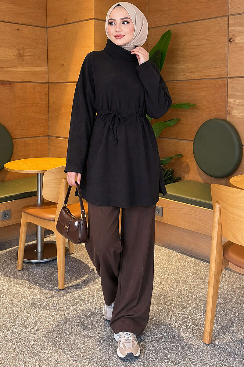 Ribbed Turtleneck Tunic - Black