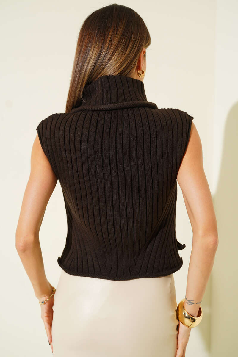 Turtleneck Knit Sweater - Dark Brown