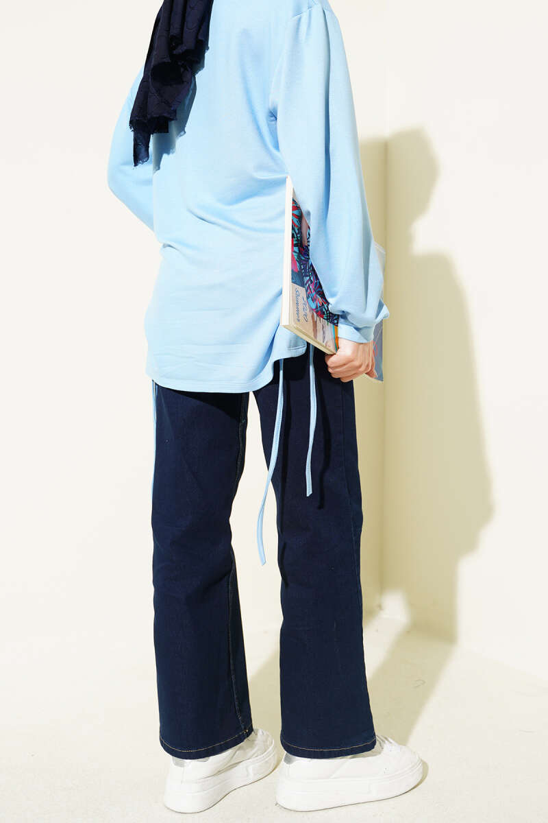 Wide-Leg Jeans with Pockets - Navy