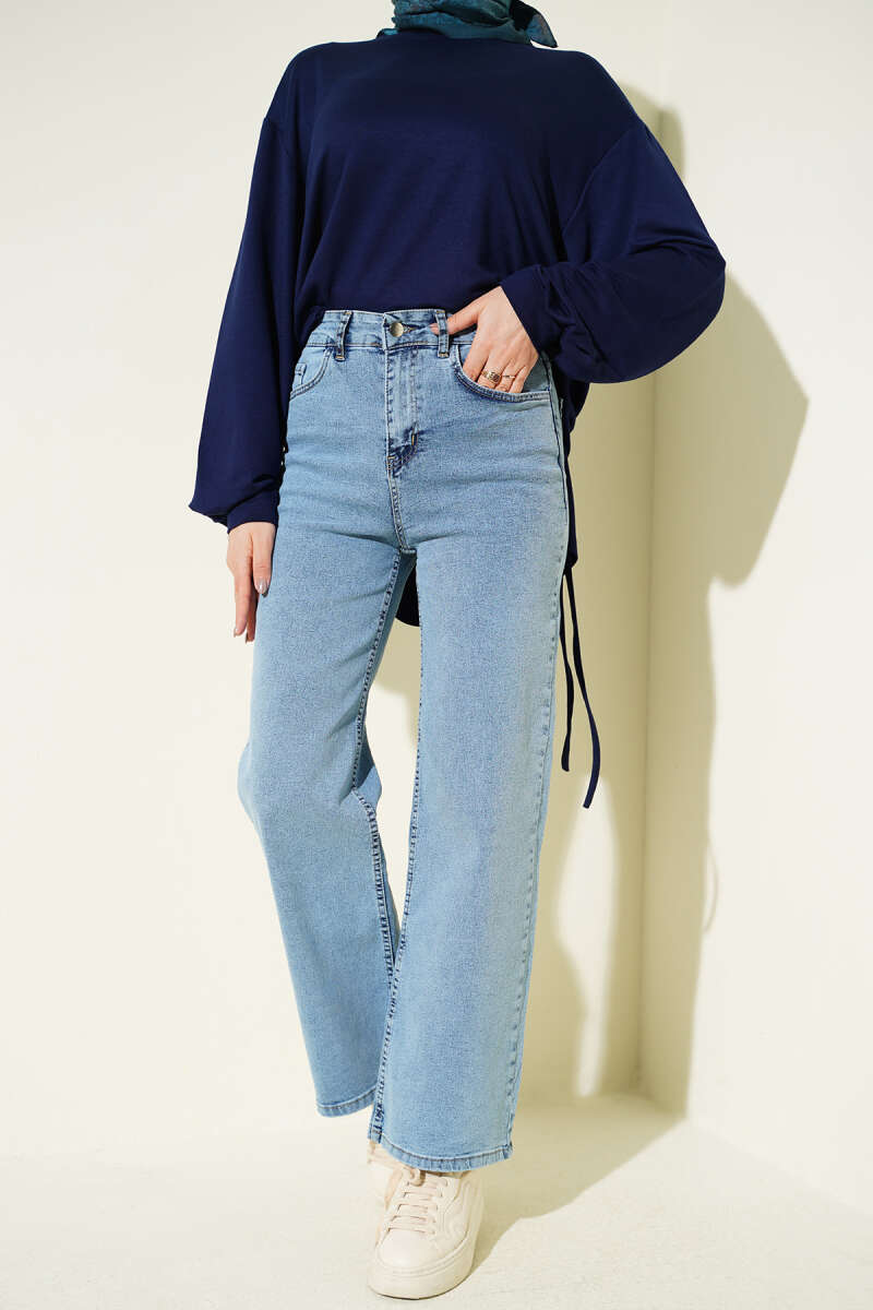 Wide-Leg Jeans with Pockets - Blue