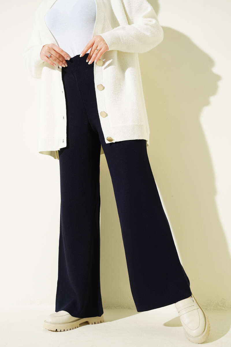 Wide-Leg Knit Pants - Navy