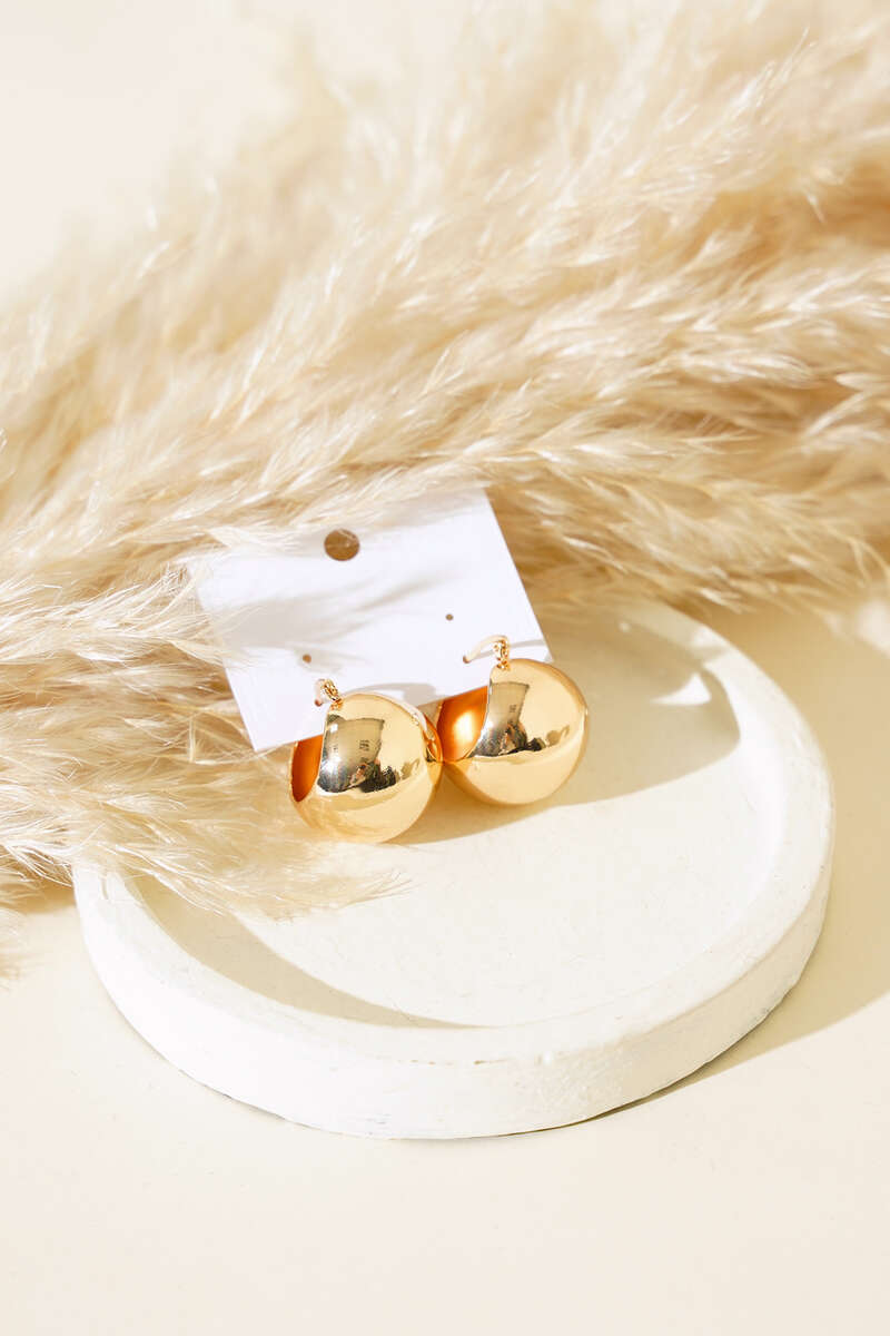 Domed Basic Earrings - Gold