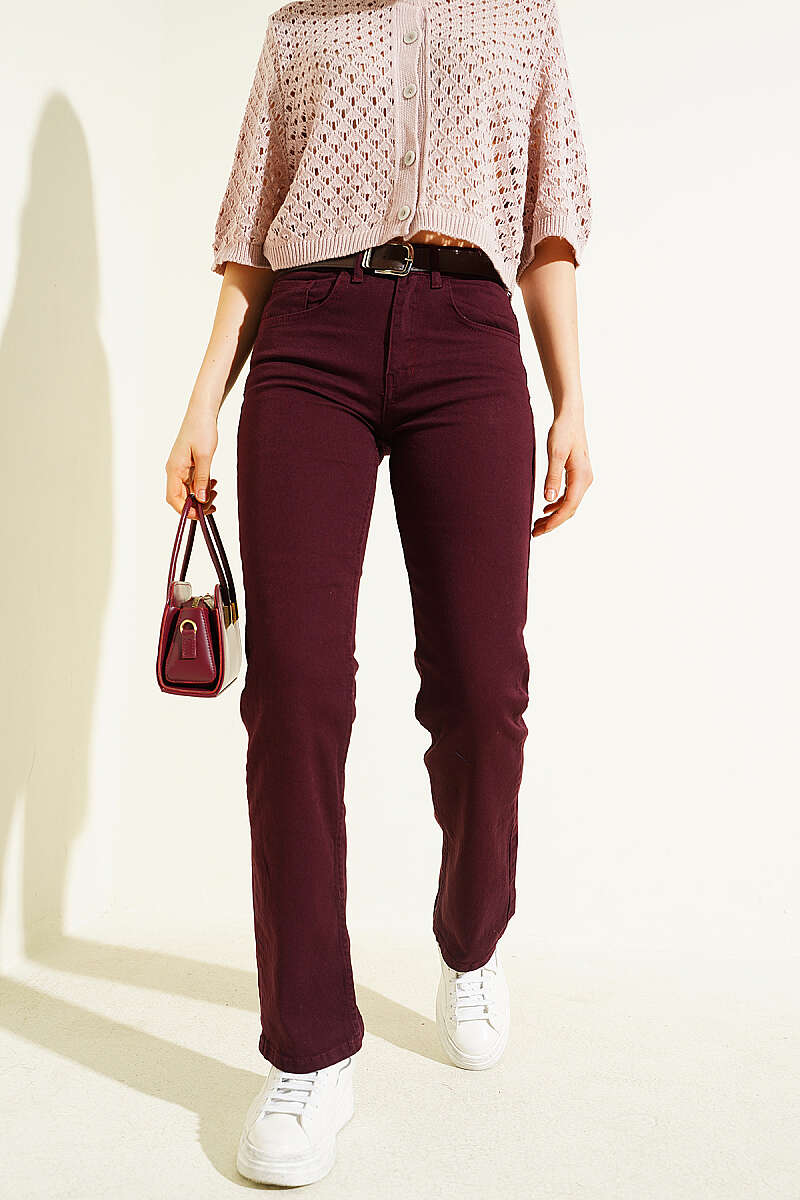 Belted Straight-Leg Jeans - Plum