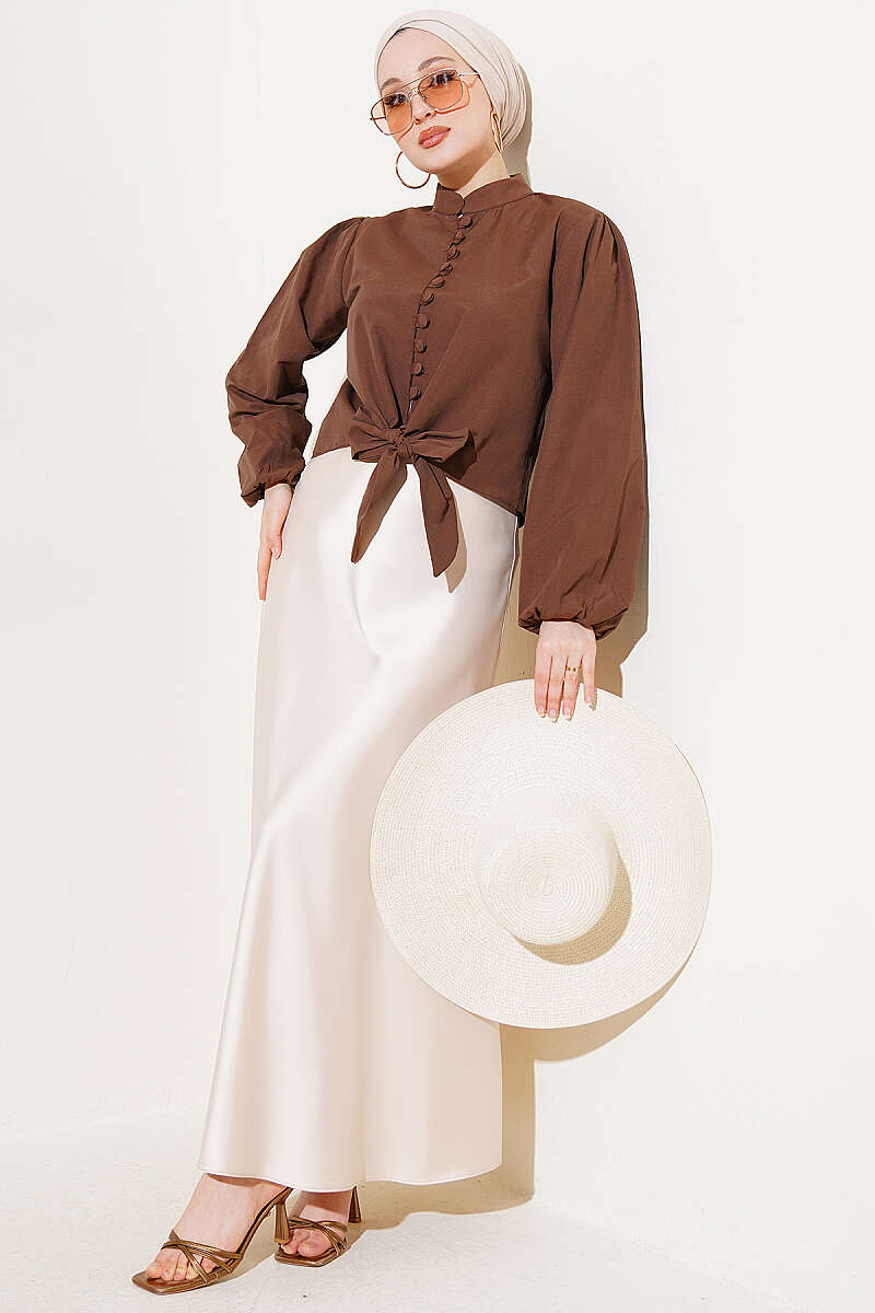 Short Tie Shirt with Rivet Buttons - Brown