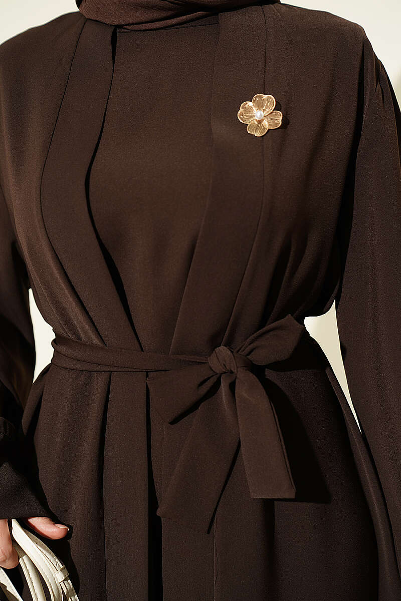 Abaya Set with Brooch - Brown
