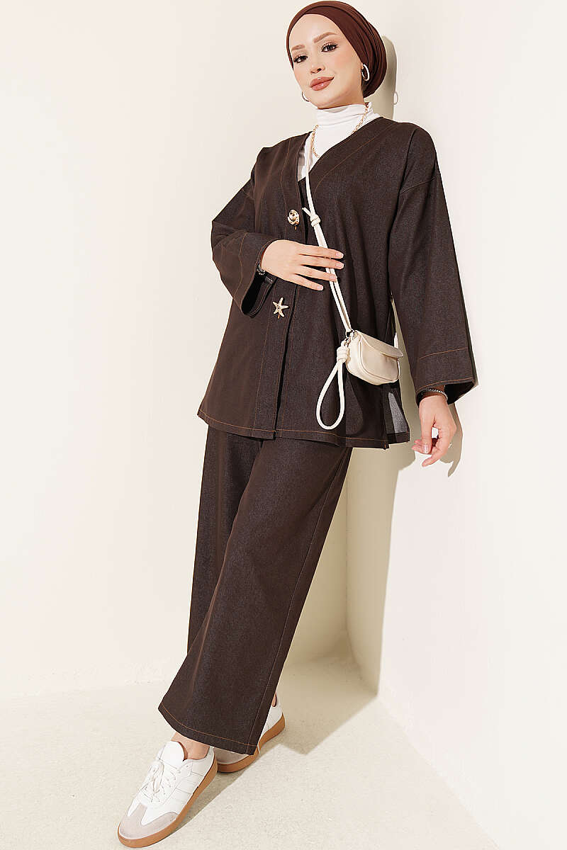 Two-Piece Jacket Set with Brooch - Brown