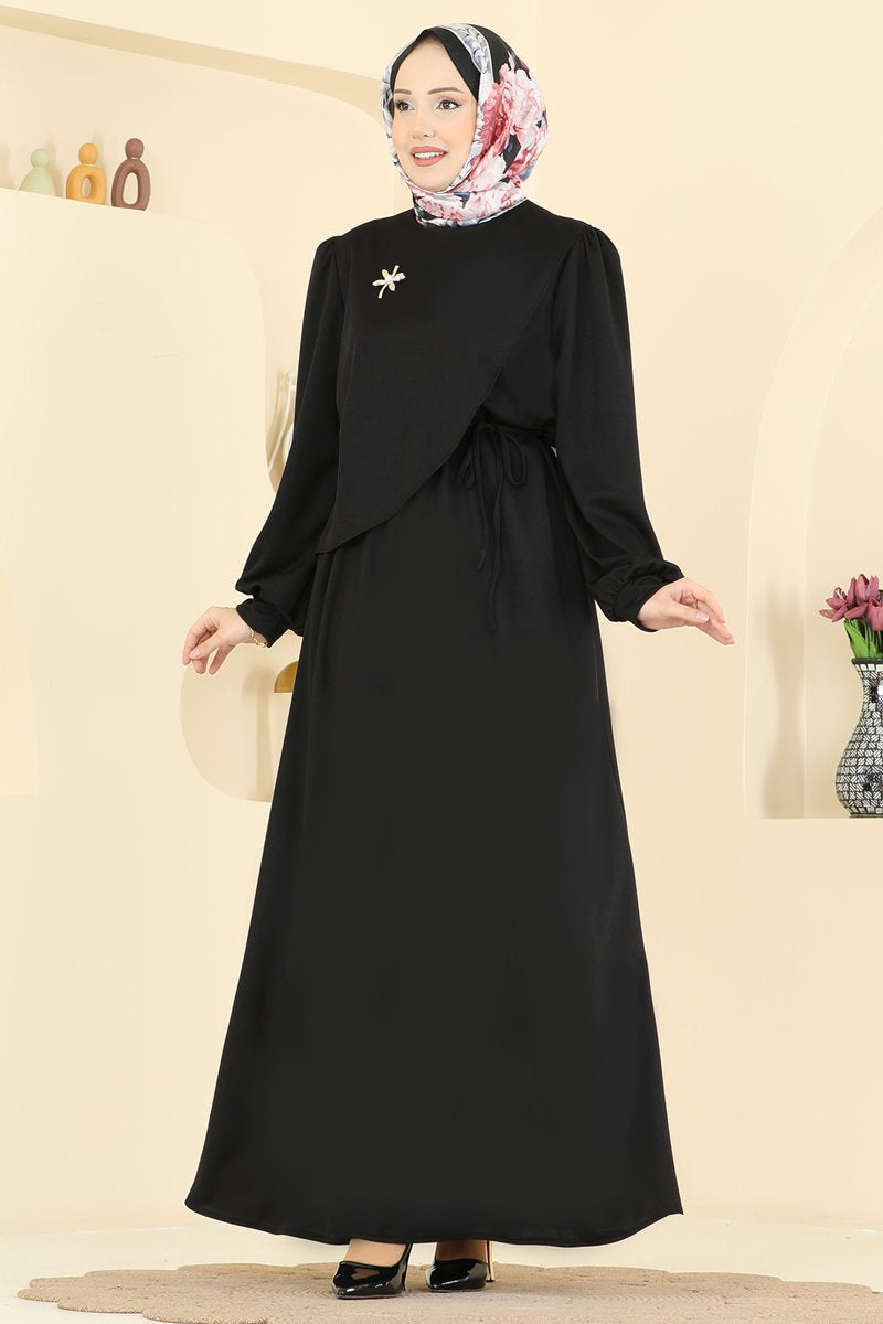 Belted Crepe Knit Dress with Brooch - Black