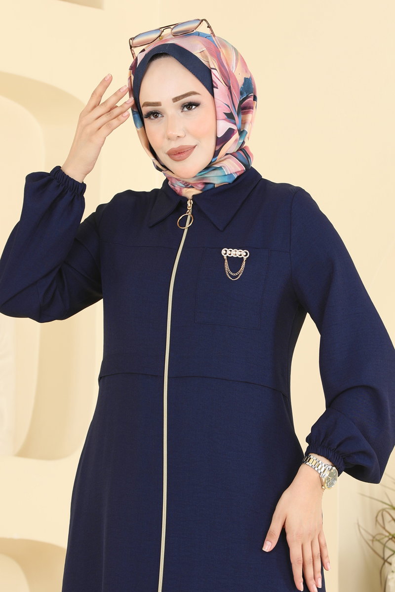Linen Two-Piece Set with Brooch - Navy