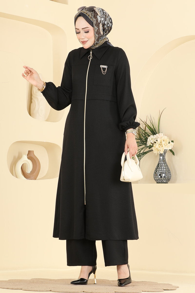 Linen Two-Piece Set with Brooch - Black