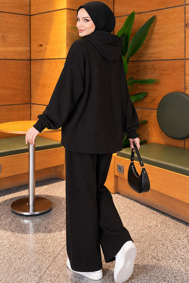 Oversized Two-Piece Set with Ruching - Black
