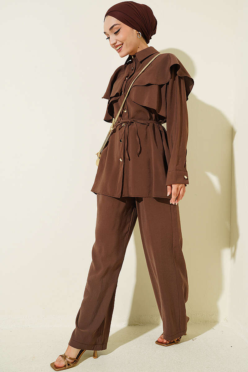 Modal Two-Piece Set with Cross Ruffle Cape - Brown