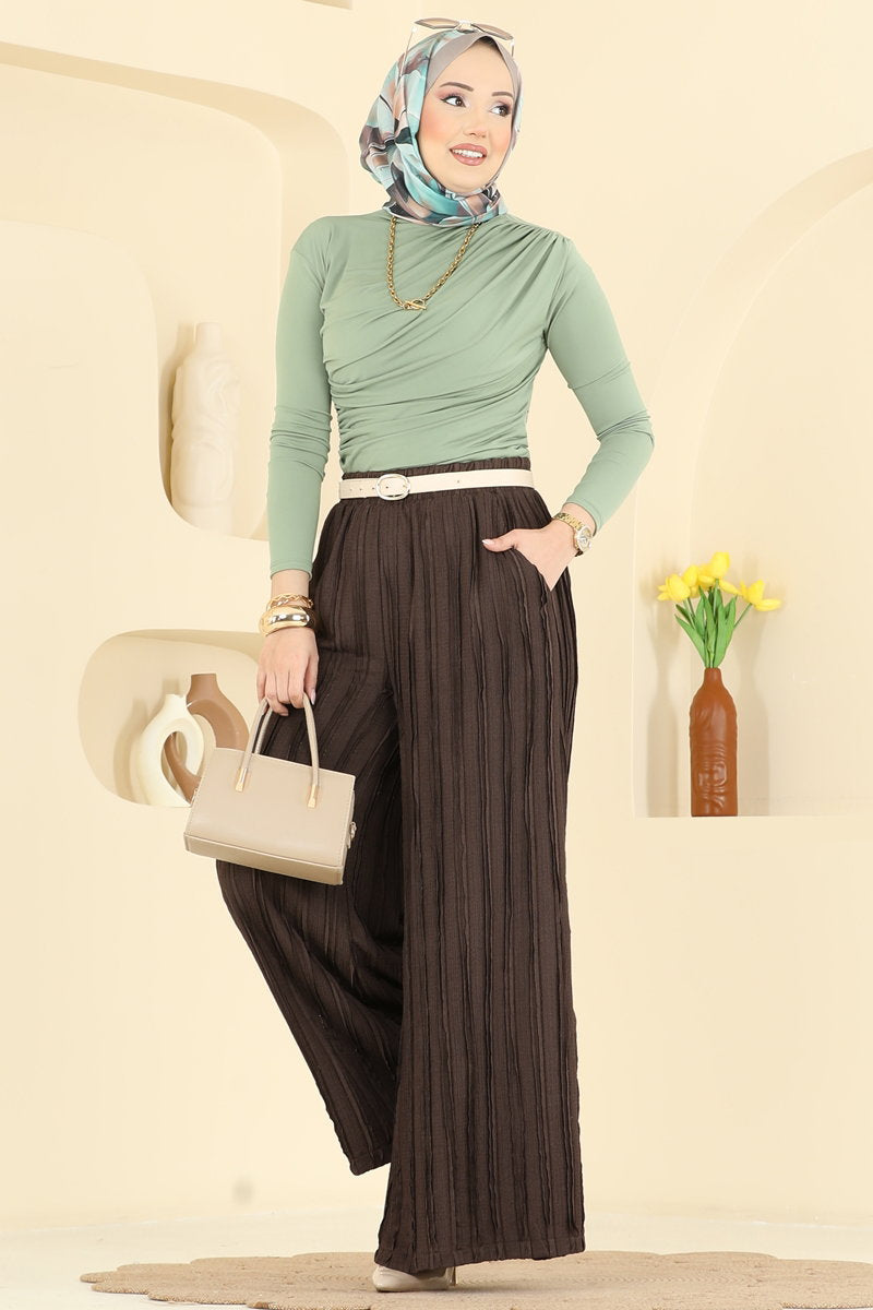 Loose Knit Trousers with Pockets - Brown