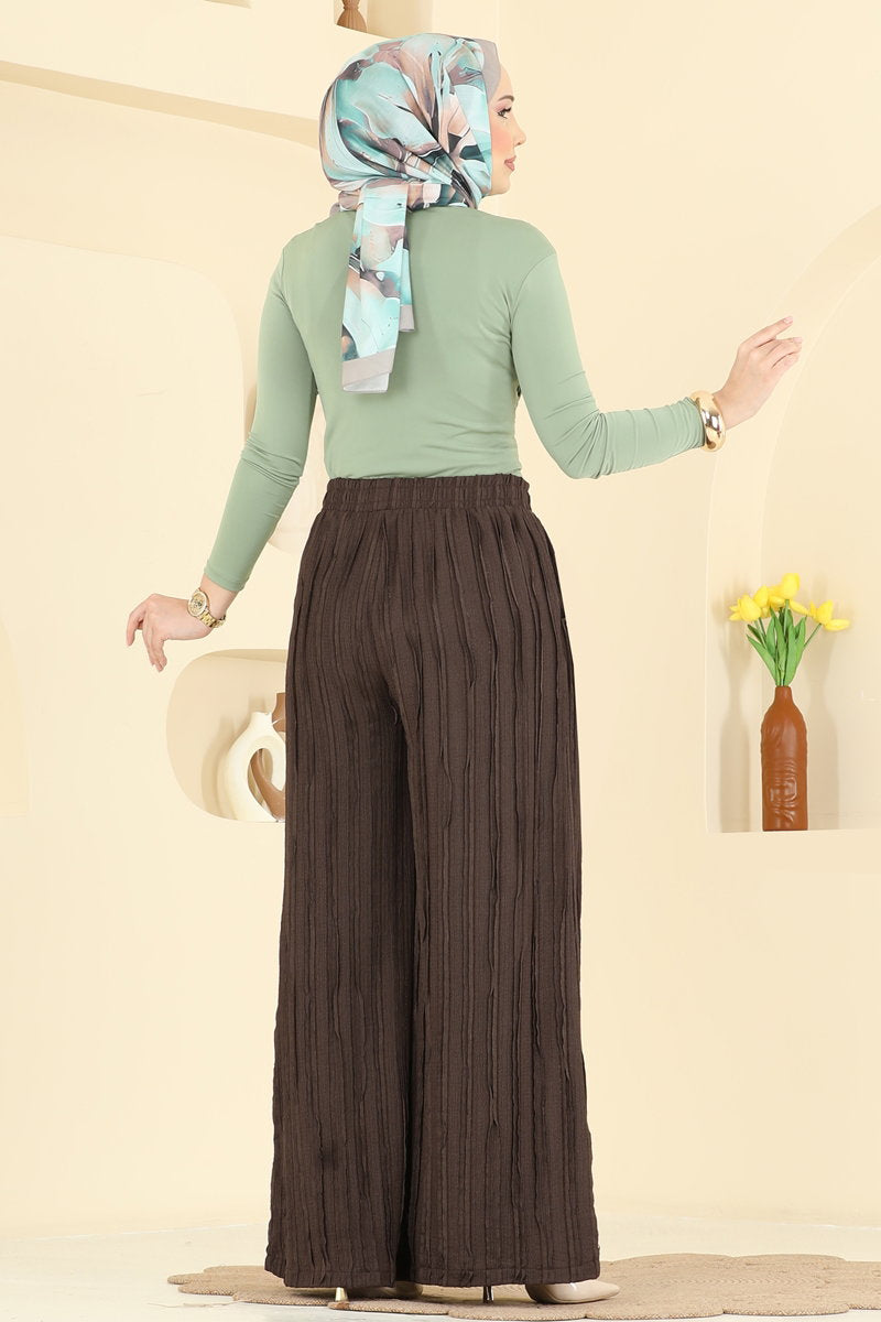 Loose Knit Trousers with Pockets - Brown