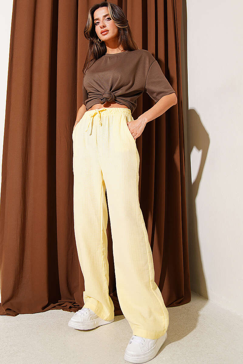Muslin Trousers with Pockets and Elastic Waist - Yellow