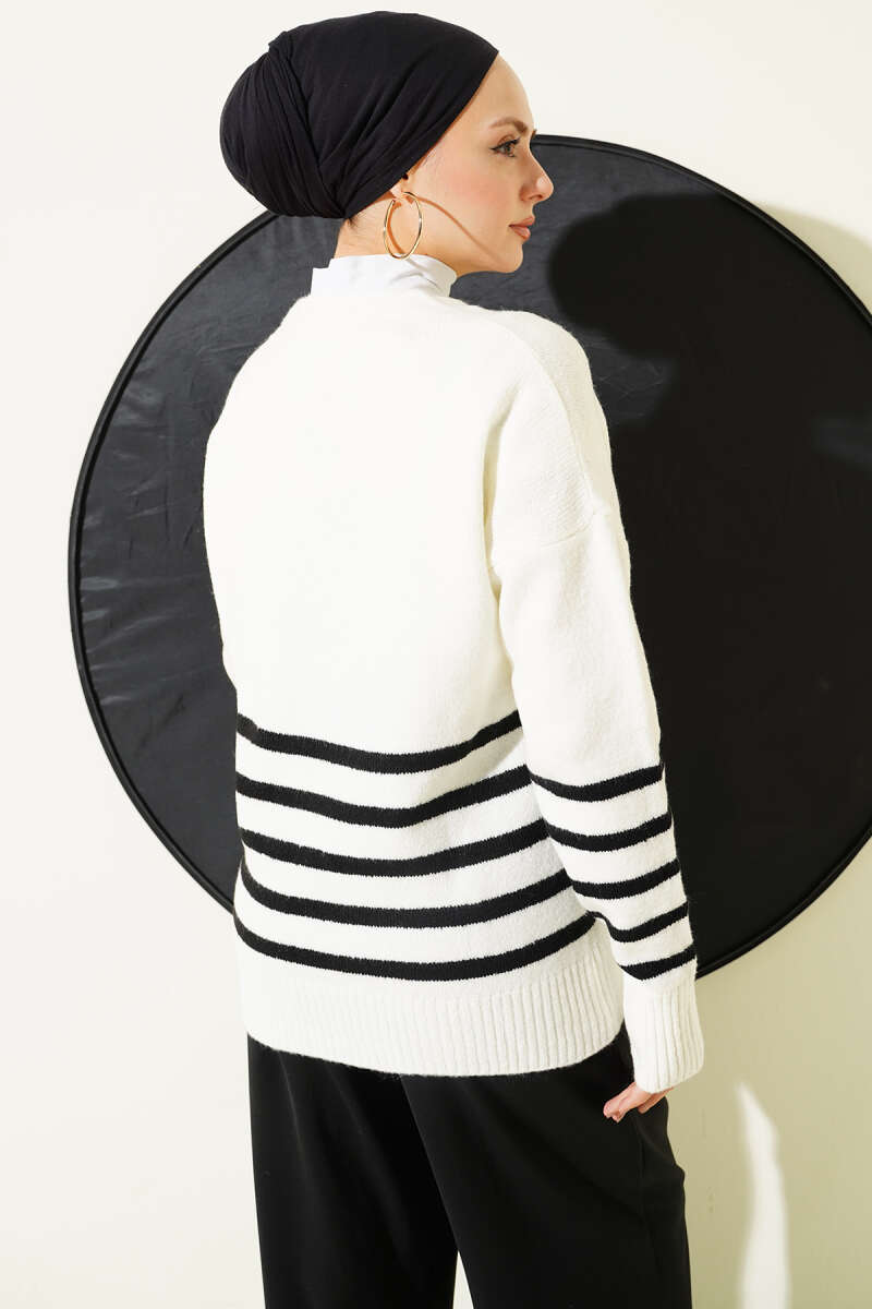 Striped Knit Cardigan with Pockets - Ecru