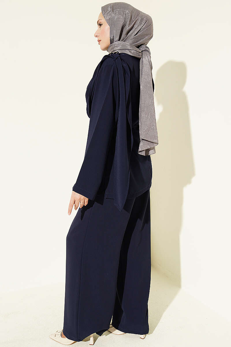 Two-Piece Set with Flower Brooch - Navy