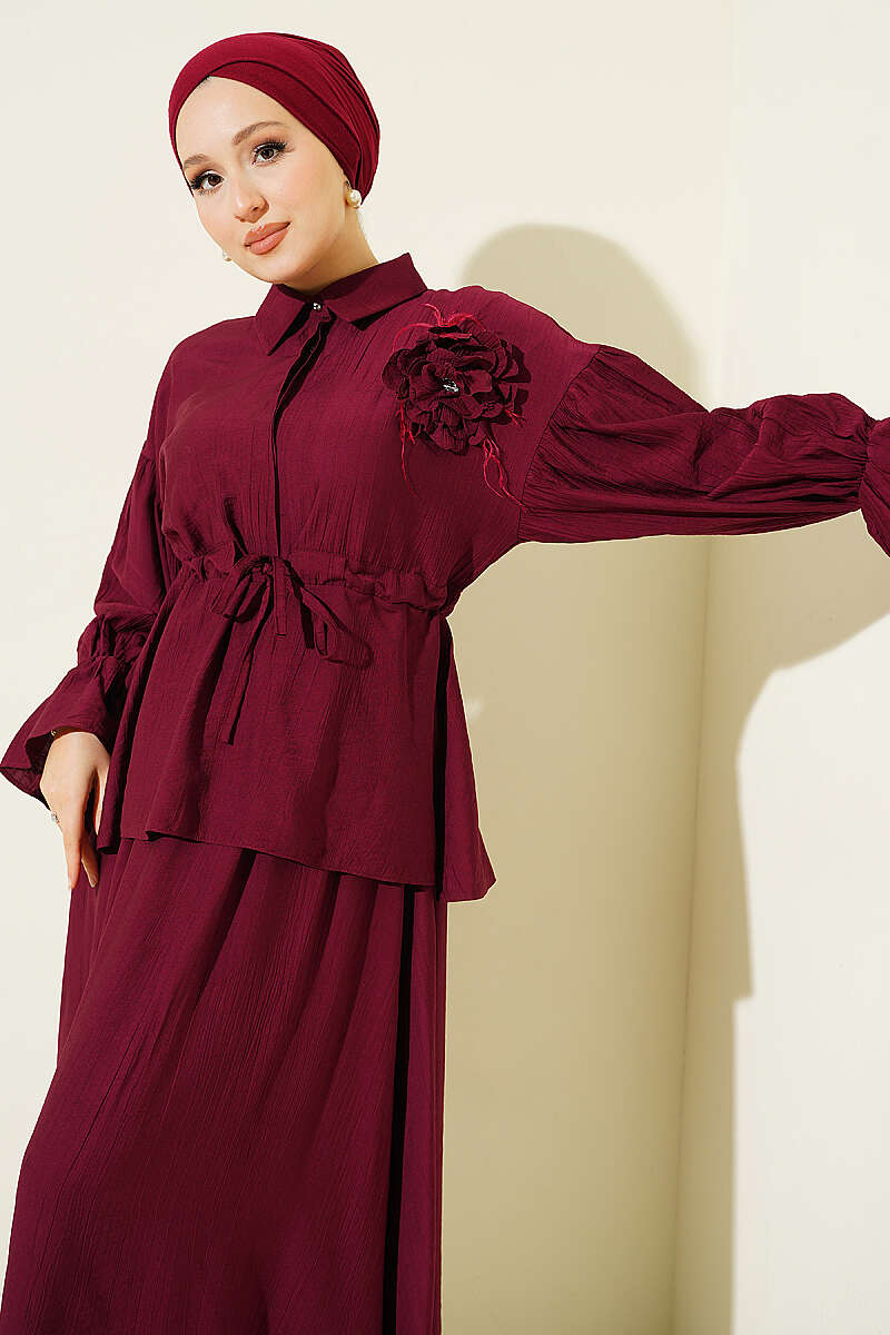 Skirt Set with Flower Brooch and Drawstring Waist - Burgundy